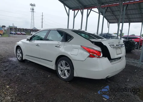2015 Nissan Altima 2.5 Sv из США, поврежденный, VIN 1N4AL3AP1FC106852